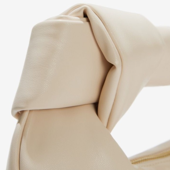 NWT Melie Bianco Alexandra Top Handle Bag in Cream - Picture 4 of 5